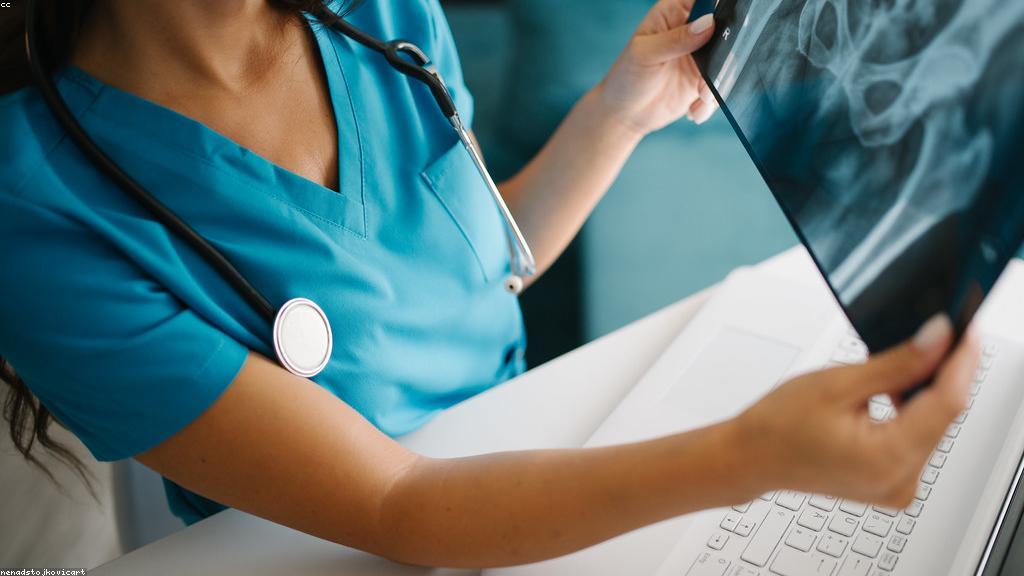 Nurse Practitioner Jobs in the USA – Salary & Benefits